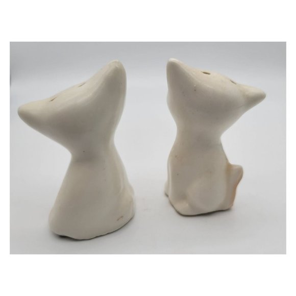 Vintage 1960's Siamese Cat Salt and Pepper Shakers Knick Knacks - Picture 3 of 7